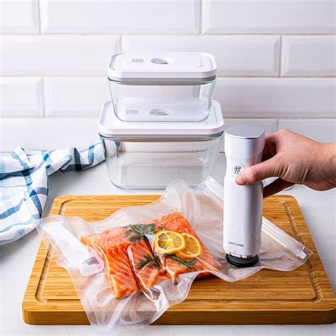 electric vacuum stay fresh box|Fresh & Save Vacuum Food Containers .